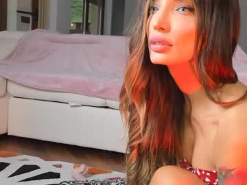 female cam girl therealbonnieclydex image #1922945