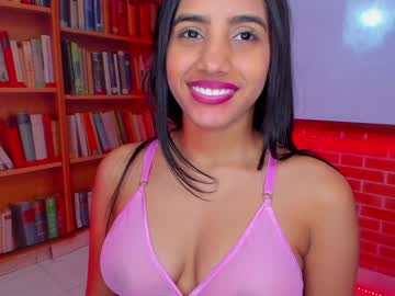 female cam couple mariawol95 image #1247562