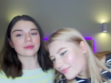 female cam girl _twinsis_ image #739264
