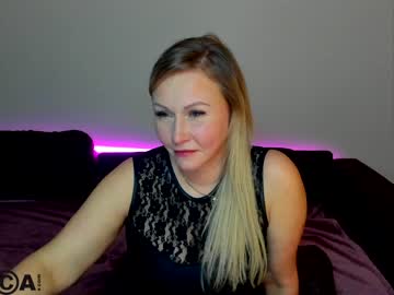 female cam girl claire_sunshinie image #893226