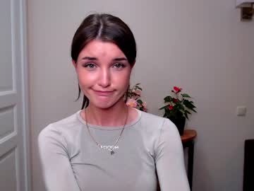 female cam girl marti_lovely image #2678104