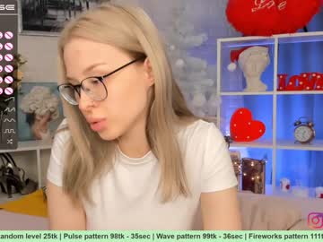 female cam couple huntertiana image #929709