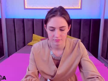 female cam girl kitty_wood image #3393360