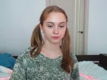 female cam girl shy_mirabel image #2195430