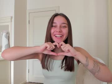 female cam girl eleonora_linn image #2859448