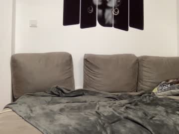 female cam couple andykelly69 image #2406469