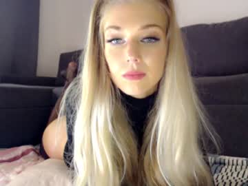 female cam girl pervyblonde image #1906211
