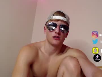 female cam man luckyloganx image #3218137