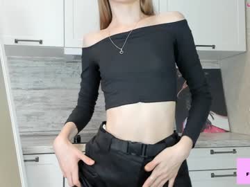 female cam couple beverlyvega image #3223670