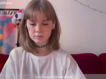 female cam girl tendertainted image #929693