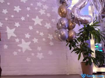 female cam girl eva_fashionista image #3653865