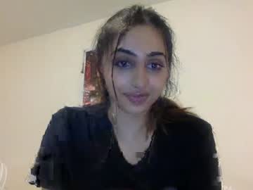female cam girl brownbarbiie image #741260
