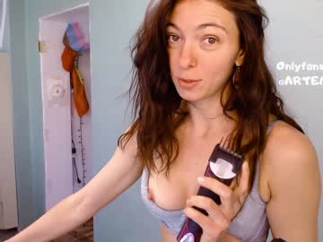 female cam girl artemisfit image #1622901