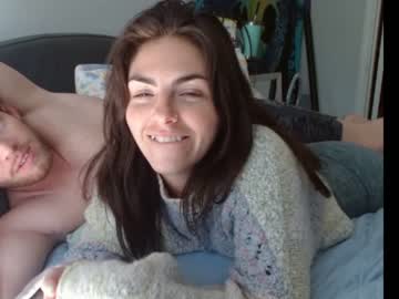 female cam couple biggynsmalls image #2734095