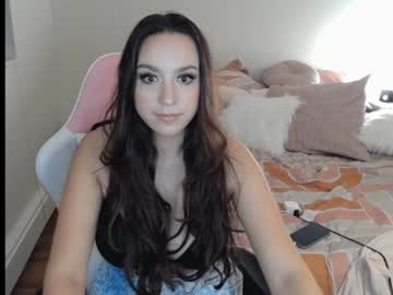 female cam girl valentinakirby image #28731