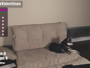 female cam girl milavalentinax image #1343311