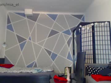 female cam girl sweat_mia image #1986870