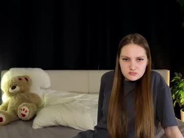 enchanting_ella  female  webcam