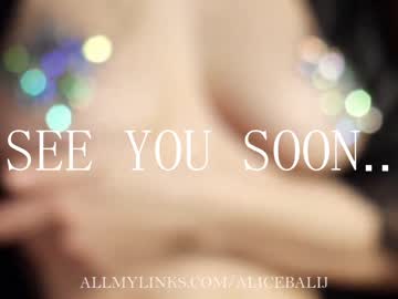 female cam couple alicebalij image #2985375