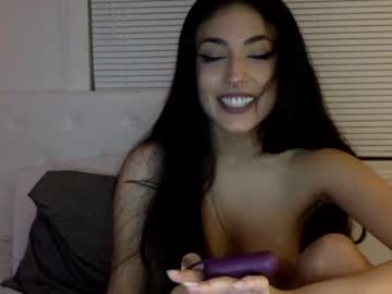 female cam girl brownmeow image #3762306