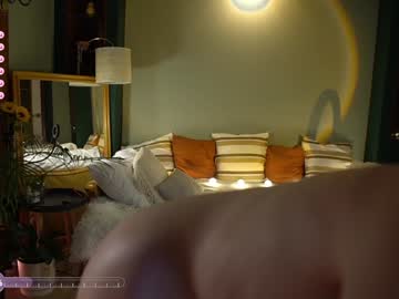 female cam girl _the_sun_ image #4019763