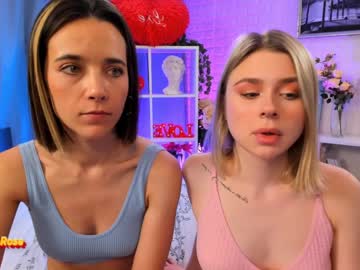 female cam couple huntertiana image #344029