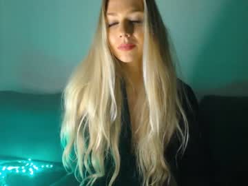 female cam girl pervyblonde image #1030859