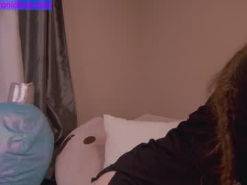 female cam girl chroniclove image #3424995