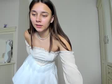 female cam girl eleonora_linn image #2667184