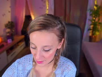 female cam girl juicyandthepussyblvd image #2907742