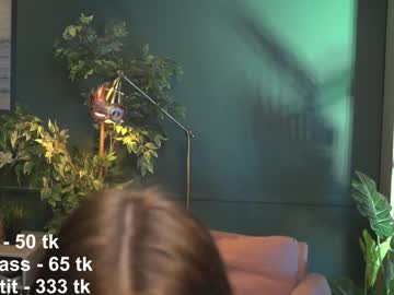 female cam girl ella_knockers_xl image #1252271