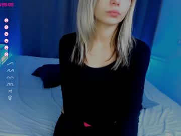 female cam girl reginamarini image #2499128