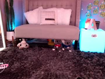 female cam girl aubrilee image #2484731