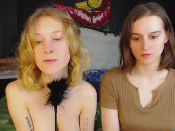 female cam girl julia_tina image #852490