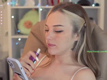 female cam girl mia_milagros image #2068922