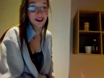 female cam girl ellie_leen image #1235775