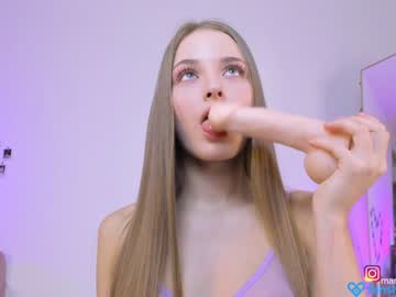 female cam girl mango_shake image #1764992