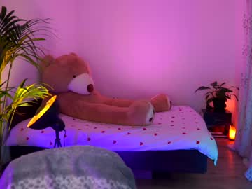 female cam girl juicyandthepussyblvd image #1394051