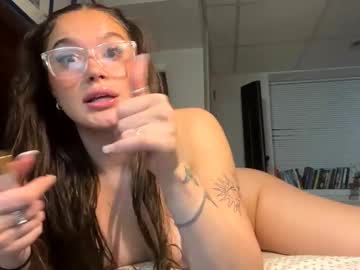 female cam girl augustblaze image #4063184