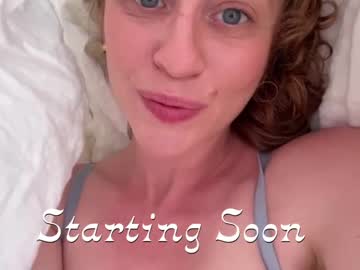 female cam girl pretendlunch image #1695612
