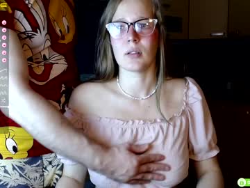 female cam couple wolfy_foxy image #2970352