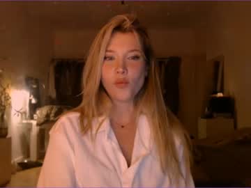 female cam girl bitter_moon image #3346189