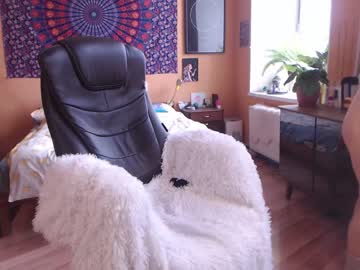 female cam girl luckydread image #66775