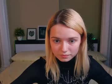 female cam girl monica_style01 image #4019016