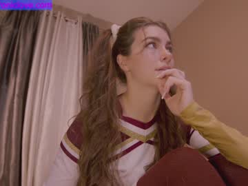 female cam girl chroniclove image #2907310