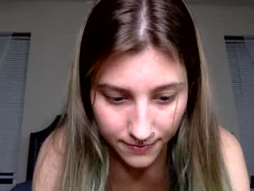 female cam couple lydiajade33 image #143954