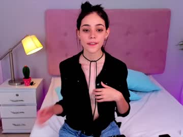 female cam girl victoria_casas image #652380