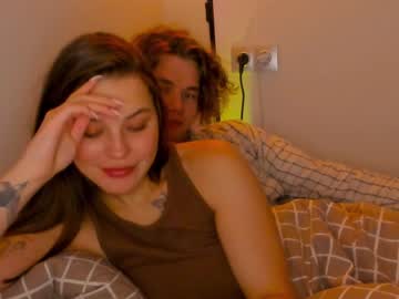 female cam couple di_n_alex image #635623
