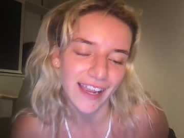 female cam girl digita1h3av3n image #4024813