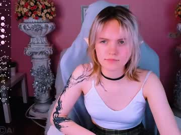kumiko_mori  female  webcam